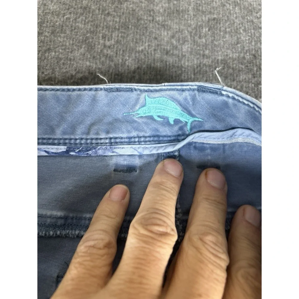 Tommy Bahama Mens Chino Pants 42x30 Whit Blue Stretch Comfort Island Lot Of‎ 2